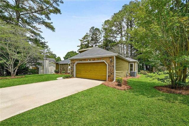 8808 Elon Trail, Jonesboro, GA 30238