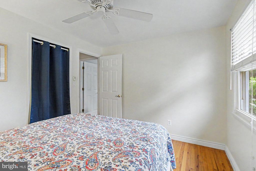 Image 25 of property listing at 4709 BALLYGAR RD, Baltimore, MD 21236