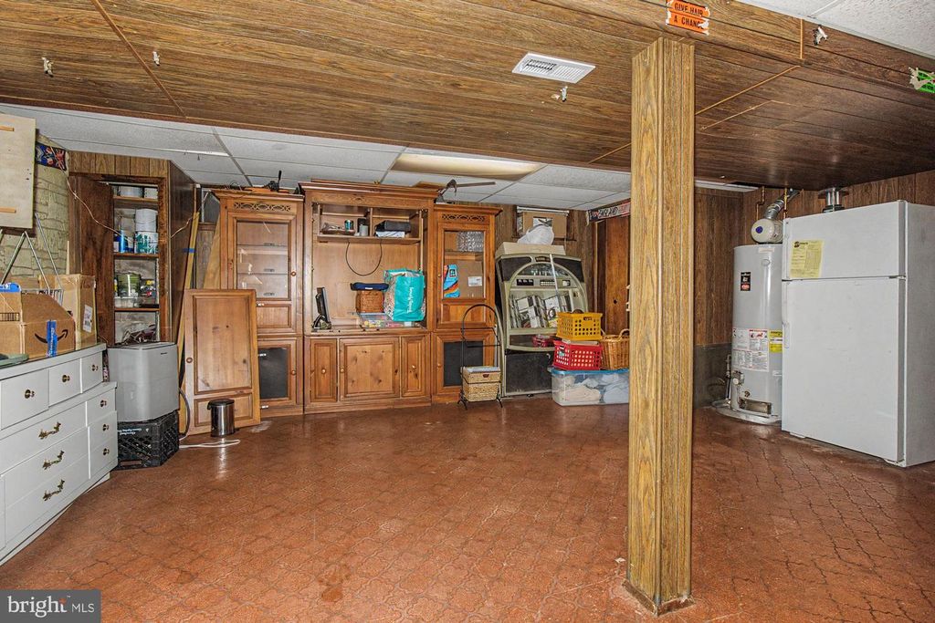 Image 41 of property listing at 4709 BALLYGAR RD, Baltimore, MD 21236