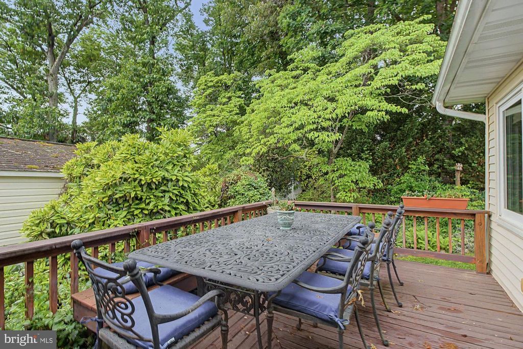 Image 45 of property listing at 4709 BALLYGAR RD, Baltimore, MD 21236