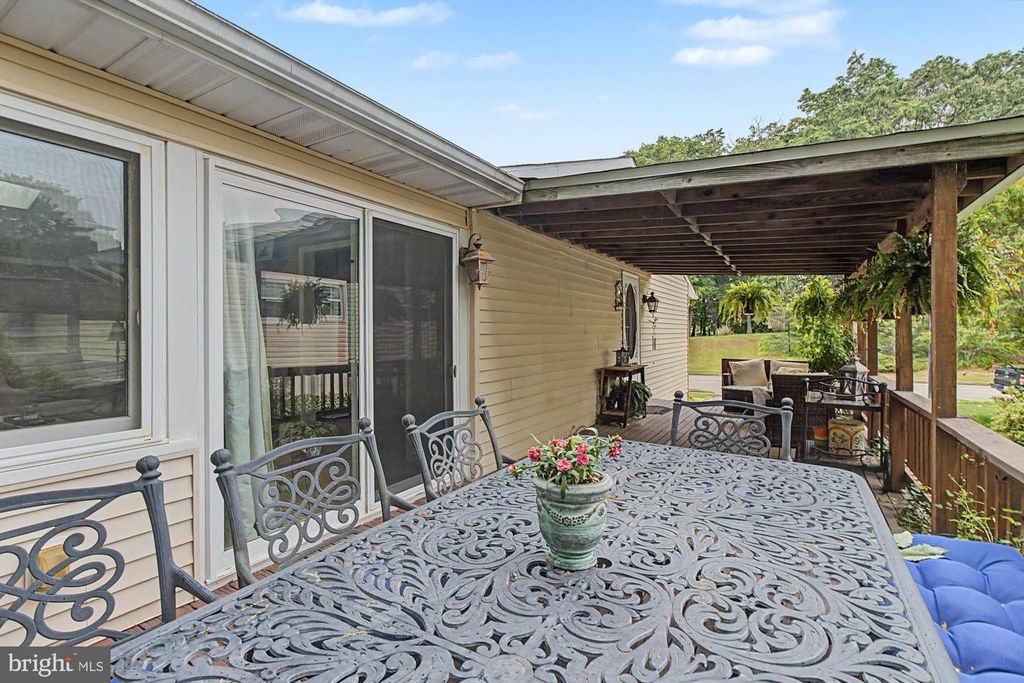 Image 46 of property listing at 4709 BALLYGAR RD, Baltimore, MD 21236