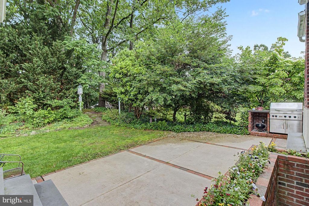 Image 48 of property listing at 4709 BALLYGAR RD, Baltimore, MD 21236