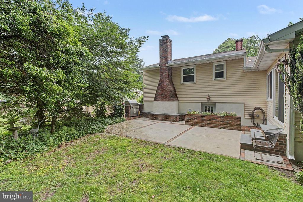 Image 50 of property listing at 4709 BALLYGAR RD, Baltimore, MD 21236