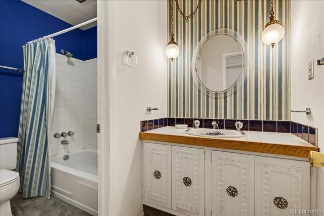 555 S Coors Court, Lakewood, CO 80228