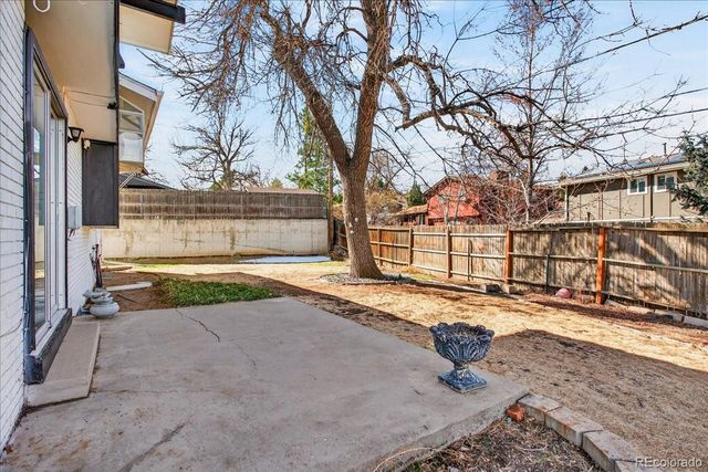 555 S Coors Court, Lakewood, CO 80228