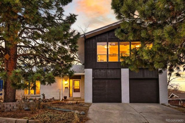 555 S Coors Court, Lakewood, CO 80228