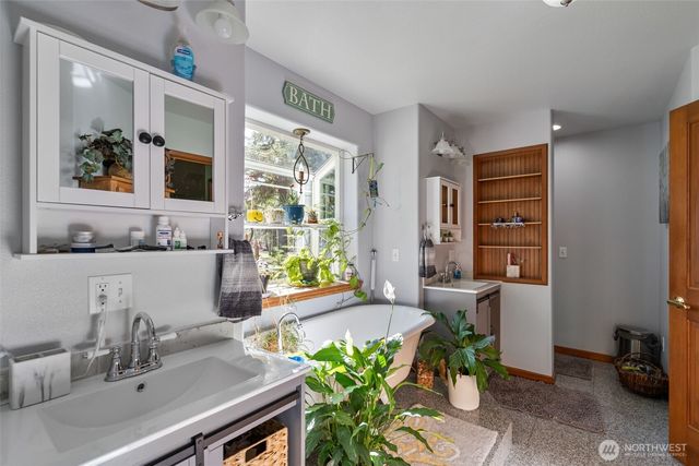 142 River Heights, Centralia, WA 98531