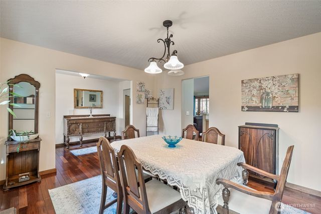 142 River Heights, Centralia, WA 98531