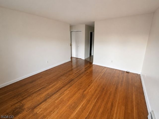 697 N 5Th St, Newark City, NJ 07107