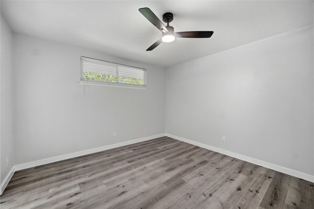 1013 Tanglewood Lane, Arlington, TX 76012