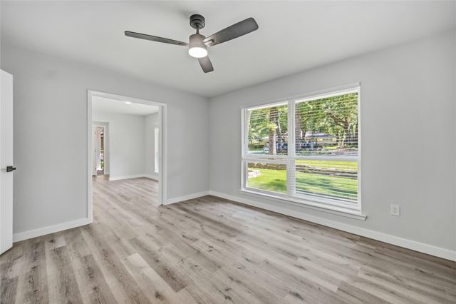 1013 Tanglewood Lane, Arlington, TX 76012