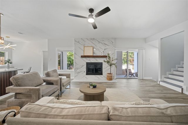 1013 Tanglewood Lane, Arlington, TX 76012