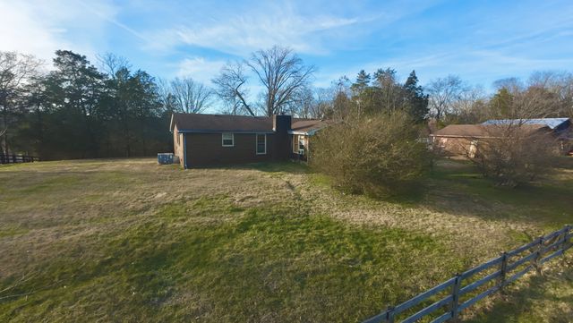 1170 Madison Creek Road, Goodlettsville, TN 37072