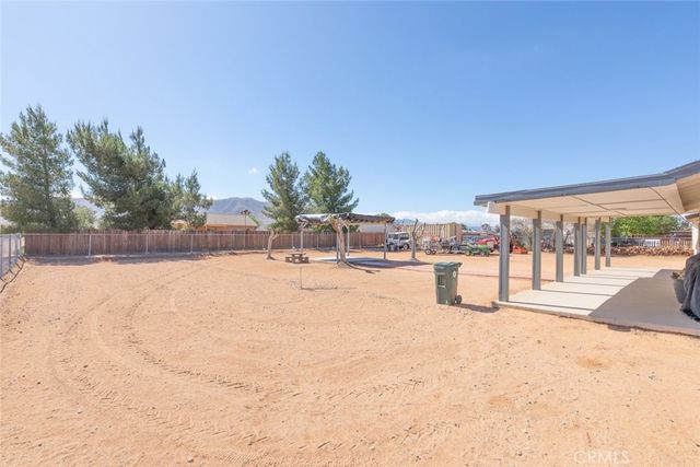 21141 Nandina, Apple Valley, CA 92308