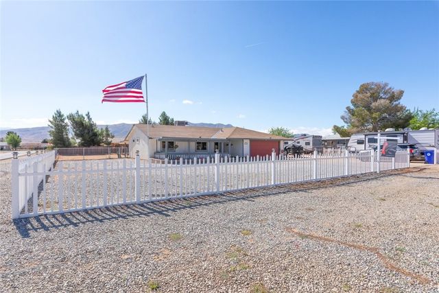 21141 Nandina, Apple Valley, CA 92308