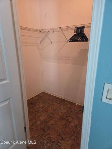 6647 Alderson Lane, Bonners Ferry, ID 83805