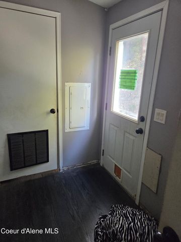 6647 Alderson Lane, Bonners Ferry, ID 83805