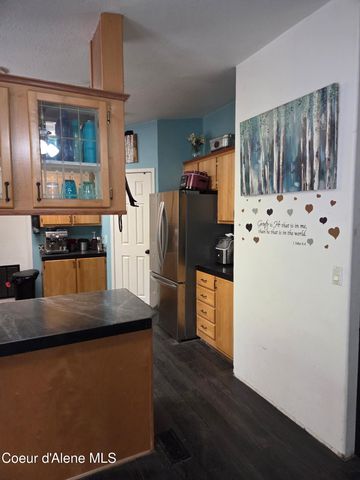 6647 Alderson Lane, Bonners Ferry, ID 83805