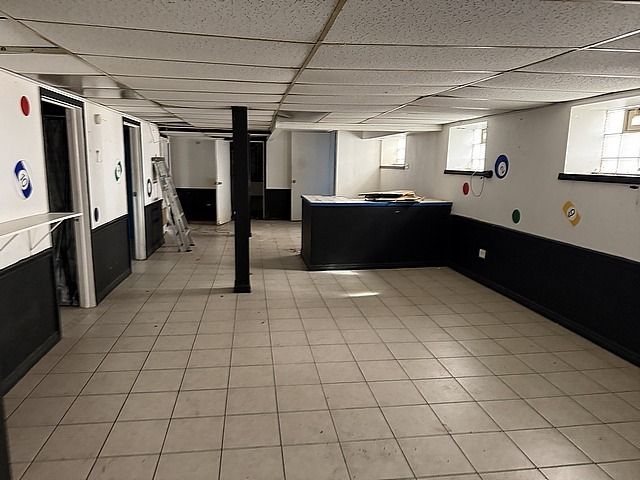 8104 S Euclid Avenue, Chicago, IL 60617