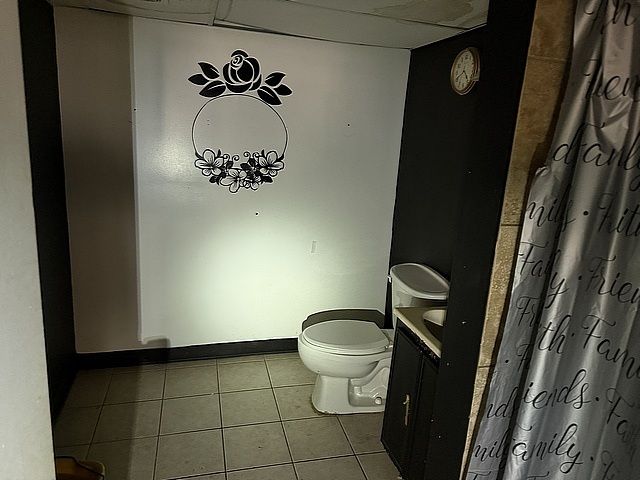 8104 S Euclid Avenue, Chicago, IL 60617