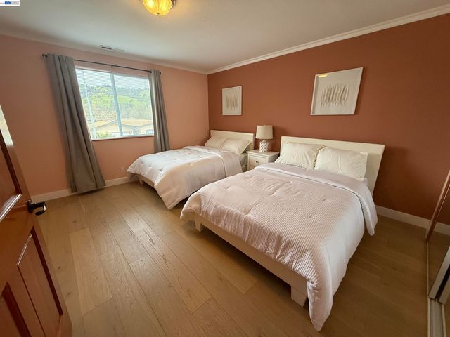 668 Keys Blvd., Clearlake Oaks, CA 95423