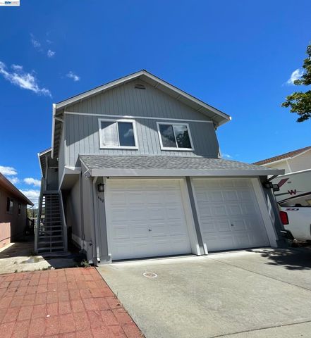 668 Keys Blvd., Clearlake Oaks, CA 95423