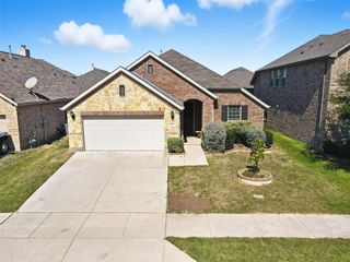 2437 Whispering Pines Drive, Fort Worth, TX 76177