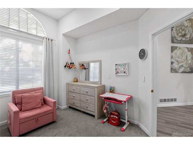 2217 S Kenton Way, Aurora, CO 80014