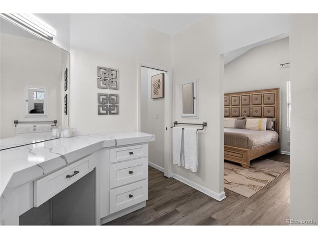 2217 S Kenton Way, Aurora, CO 80014