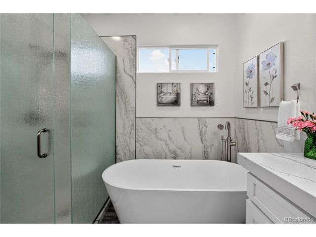 2217 S Kenton Way, Aurora, CO 80014