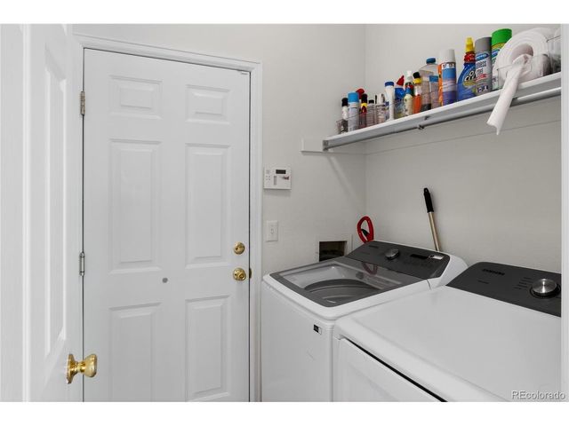 2217 S Kenton Way, Aurora, CO 80014