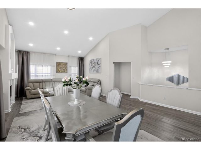 2217 S Kenton Way, Aurora, CO 80014