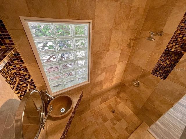 3311 W TYSON AVENUE, Tampa, FL 33611