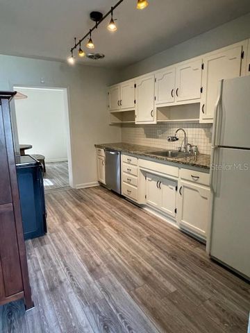 3311 W TYSON AVENUE, Tampa, FL 33611