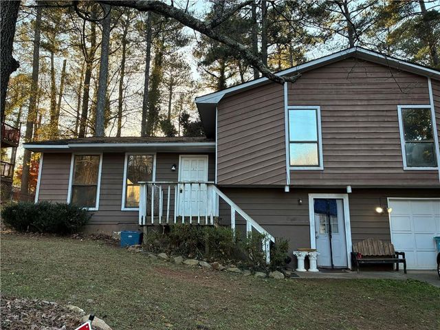 3253 Deshong Drive, Stone Mountain, GA 30087