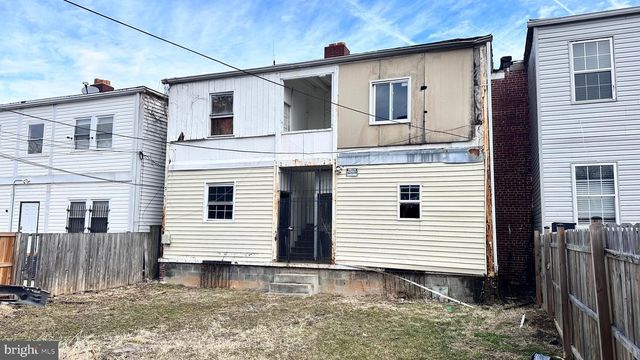 1219 SIMMS PL NE, Washington, DC 20002