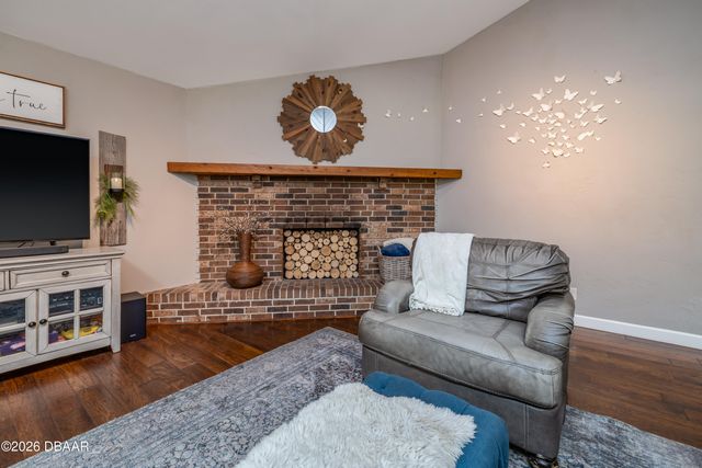 379 Oakridge Road, Ormond Beach, FL 32174