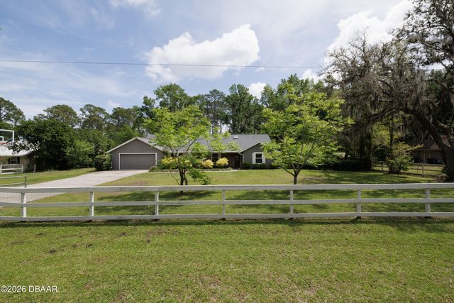 379 Oakridge Road, Ormond Beach, FL 32174