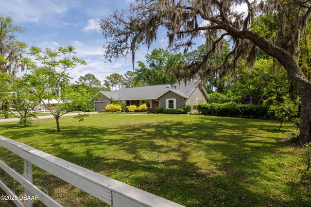379 Oakridge Road, Ormond Beach, FL 32174