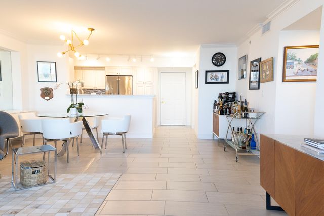 1801 N Flagler Drive 201, West Palm Beach, FL 33407