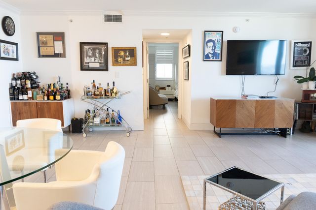 1801 N Flagler Drive 201, West Palm Beach, FL 33407
