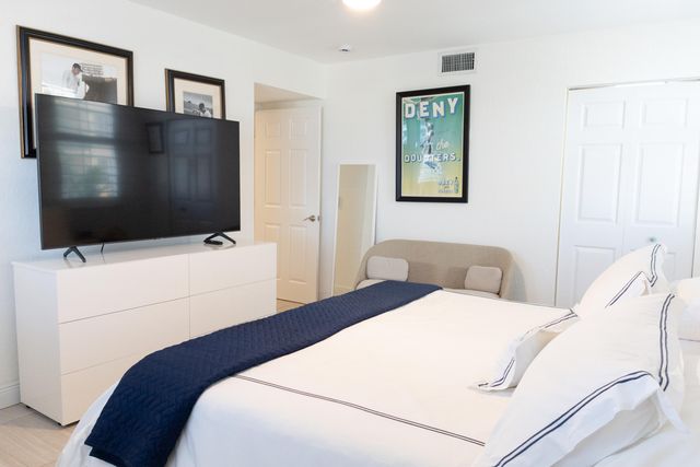 1801 N Flagler Drive 201, West Palm Beach, FL 33407