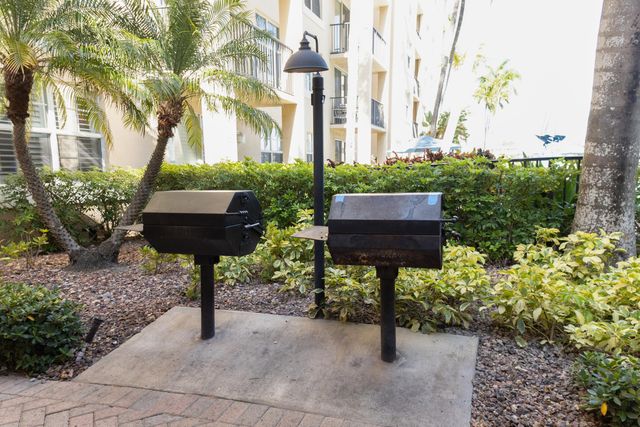 1801 N Flagler Drive 201, West Palm Beach, FL 33407