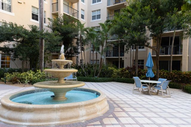 1801 N Flagler Drive 201, West Palm Beach, FL 33407