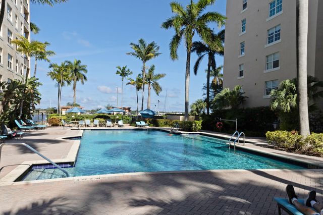 1801 N Flagler Drive 201, West Palm Beach, FL 33407