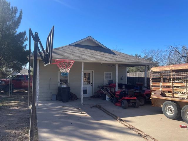 101 Rio Vista Street, San Angelo, TX 76904