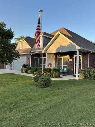 7605 N 144th Avenue E, Owasso, OK 74055