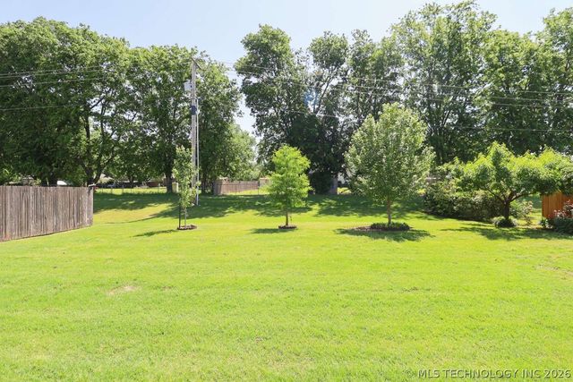 7605 N 144th Avenue E, Owasso, OK 74055