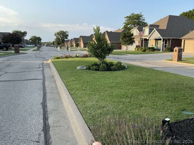 7605 N 144th Avenue E, Owasso, OK 74055