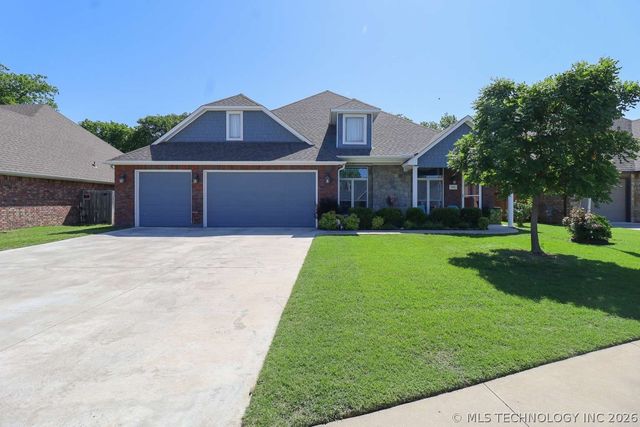 7605 N 144th Avenue E, Owasso, OK 74055